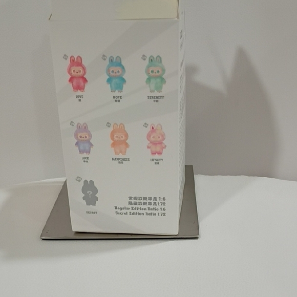 Big Into Energy "Love" Collectible Figure - Picture 3 of 3